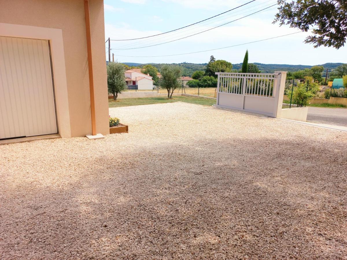 Charmante villa dans un village paisible aux portes d'Uzès et des Cévennes Saint-Hippolyte-de-Caton Exterior foto